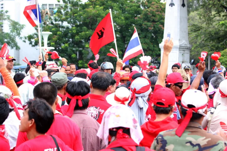 การประท้วงของกลุ่มคนเสื้อแดง