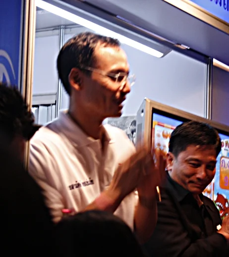 คุณกรณ์ รัฐมนตรีกระทรวงการคลัง