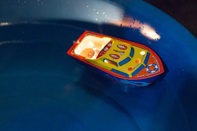 Ponyo-boat-real