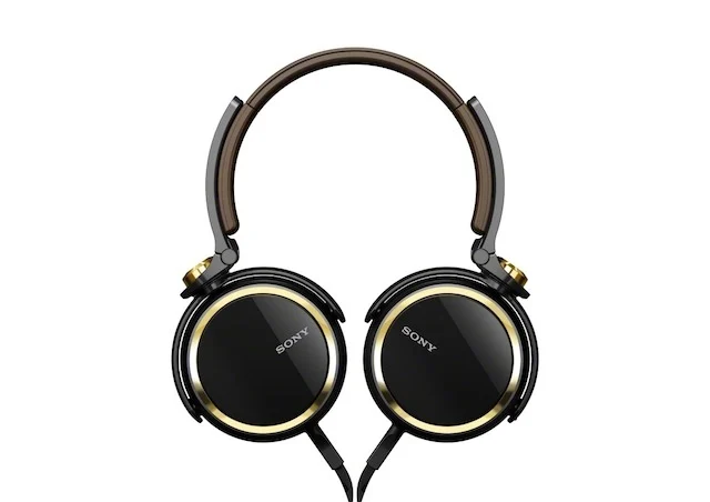 MDR-XB600