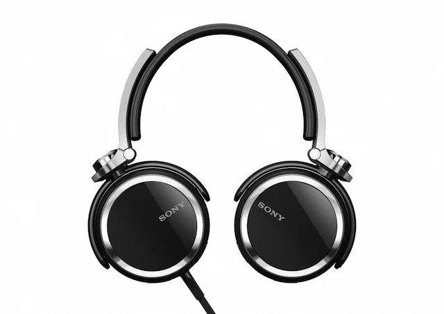 MDR-XB800